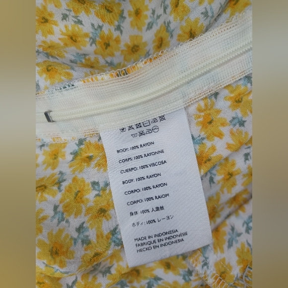 Faithfull the Brand Yellow Floral Jumpsuit - Picture 9 of 16